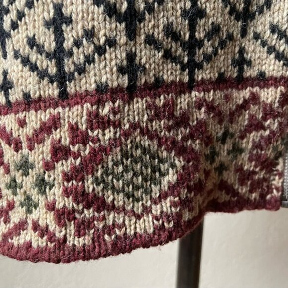 Vintage 90s Nordic inspired wool blend zip-up sweater is size small. - Picture 4 of 13